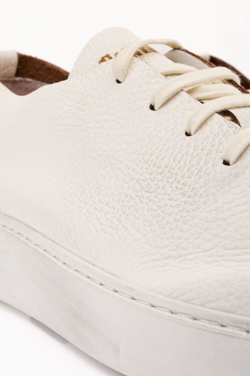 Sneaker panna