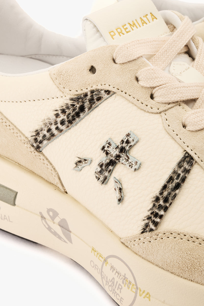 Sneaker Cassie 7682