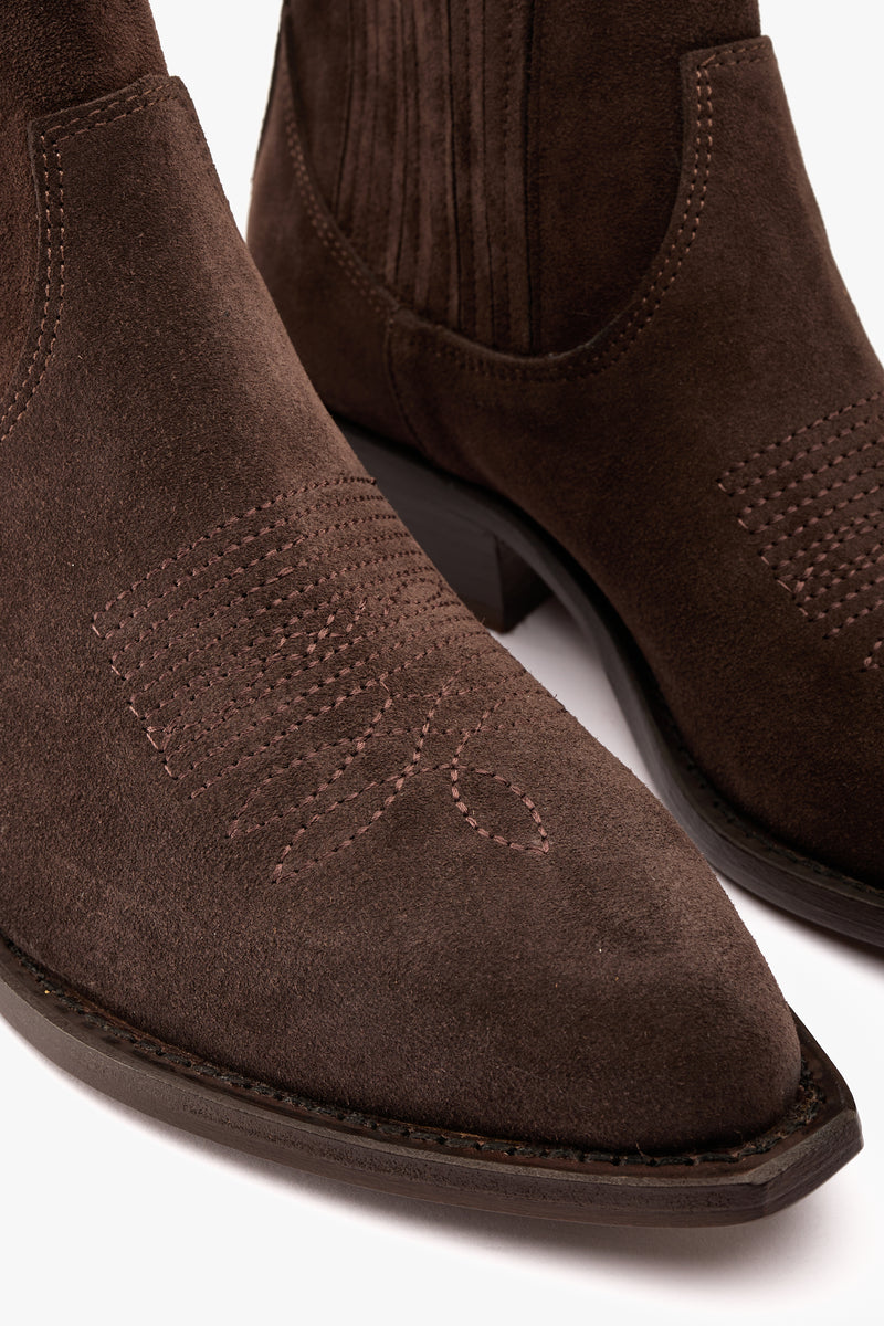 Stivaletto texano camoscio moro ricami