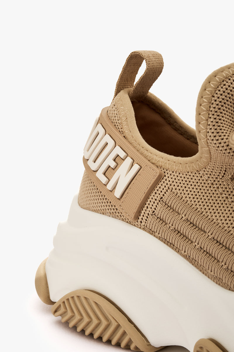 Sneaker Protege sabbia