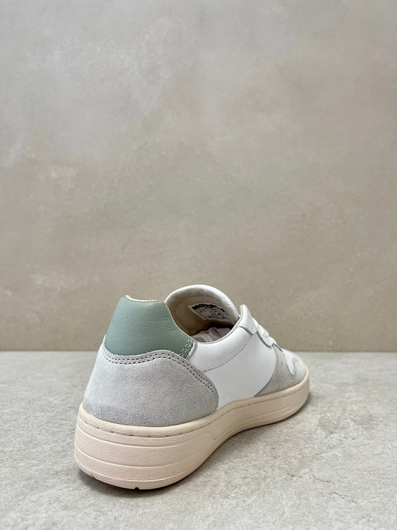 Sneaker D.A.T.E. court basic white-sage