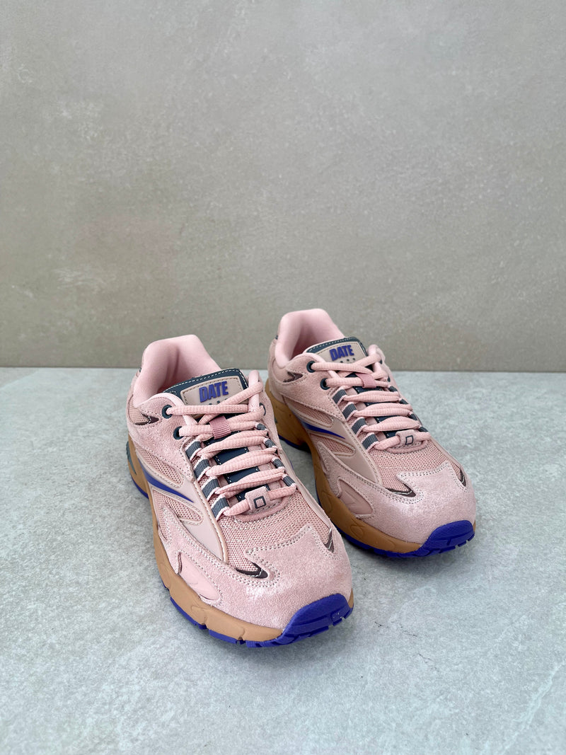 Sneaker D.A.T.E. supernova collection pink