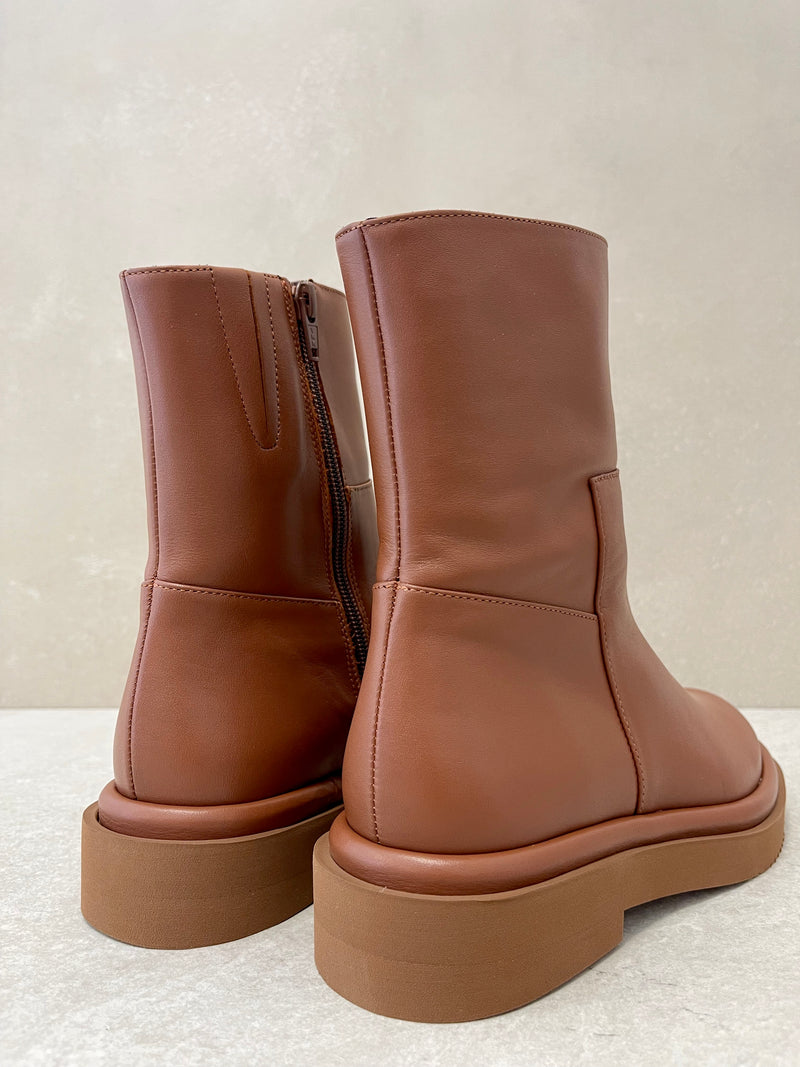 Earla boot cuoio