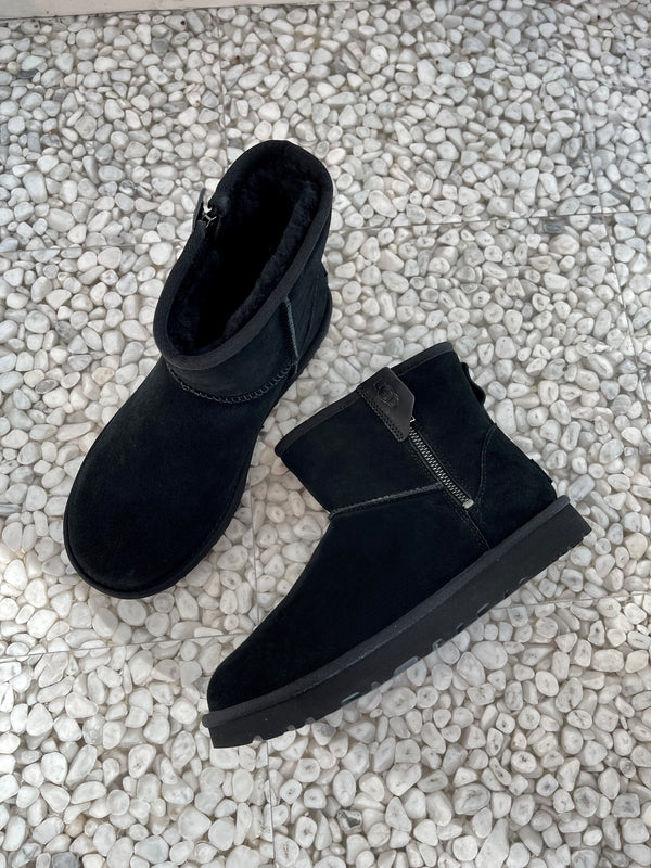 Ugg Classic Mini Bailey zip black