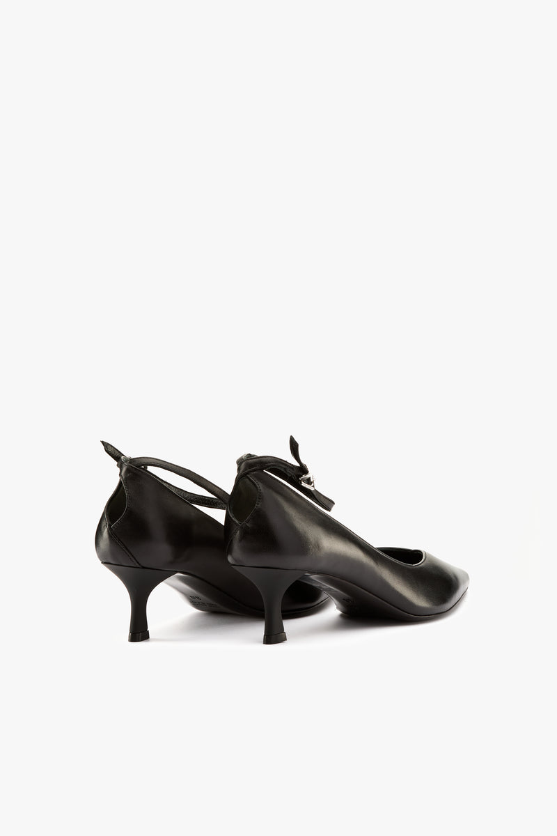 Décolleté nappa nera cinturino