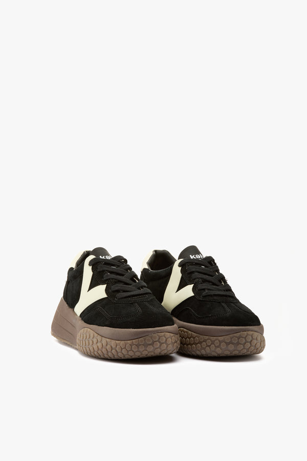 Sneaker black