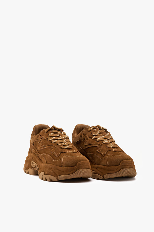 Sneaker Addict bis land