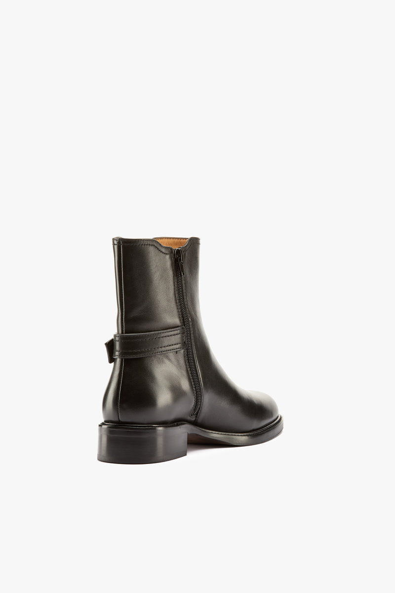 Stivaletto fibbia nero